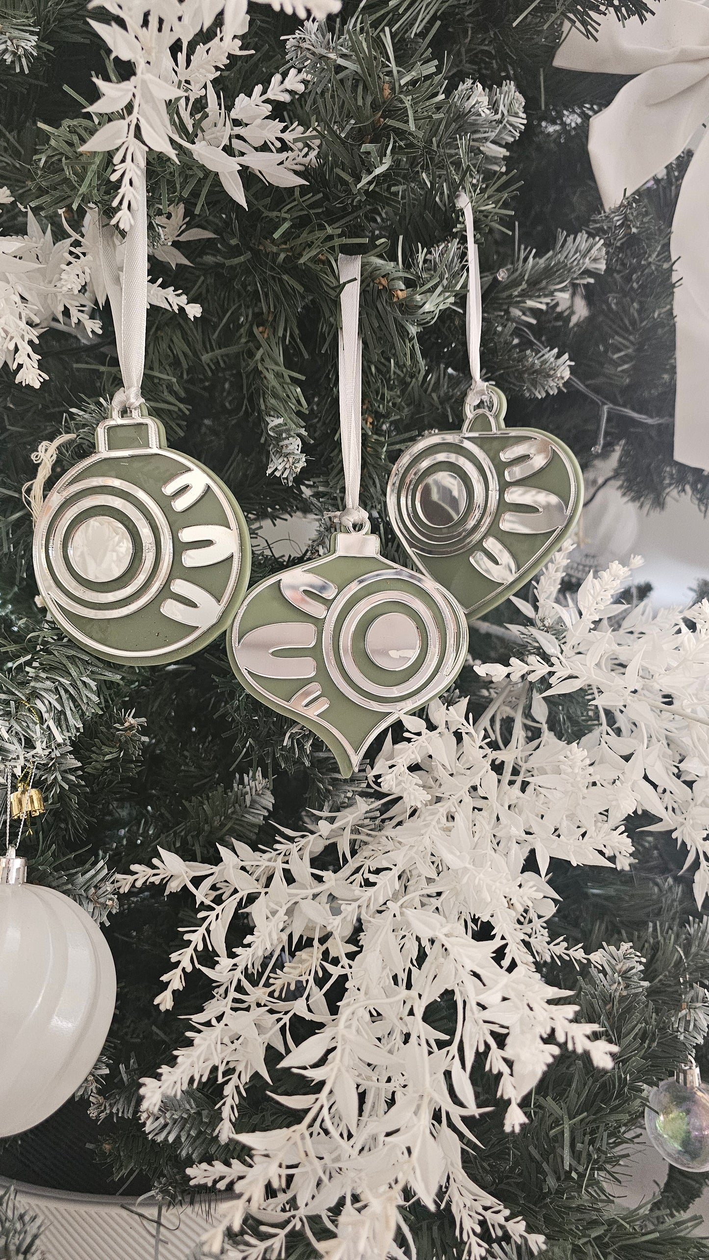 Aboriginal bauble 3 pack | sage & sliver
