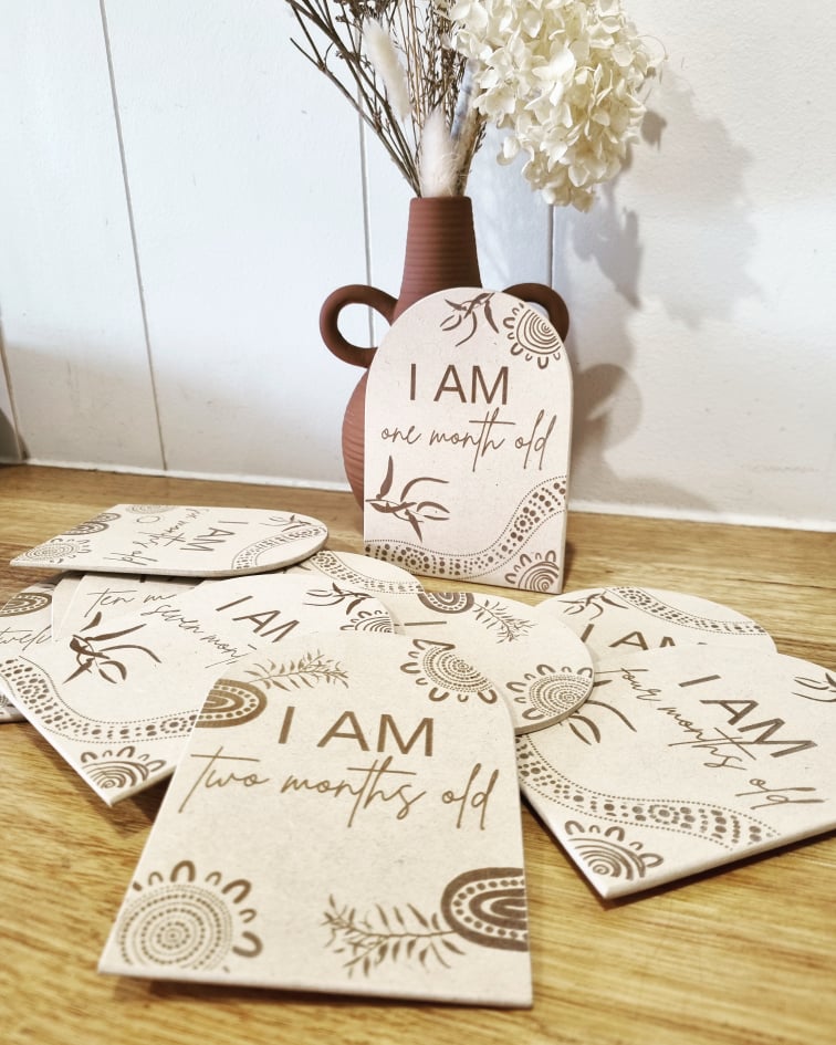 Milestone cards 1-12 months