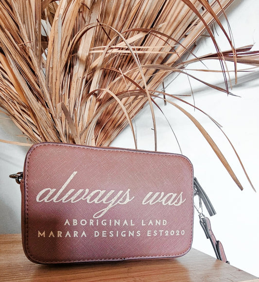 Camera Bag - Brown